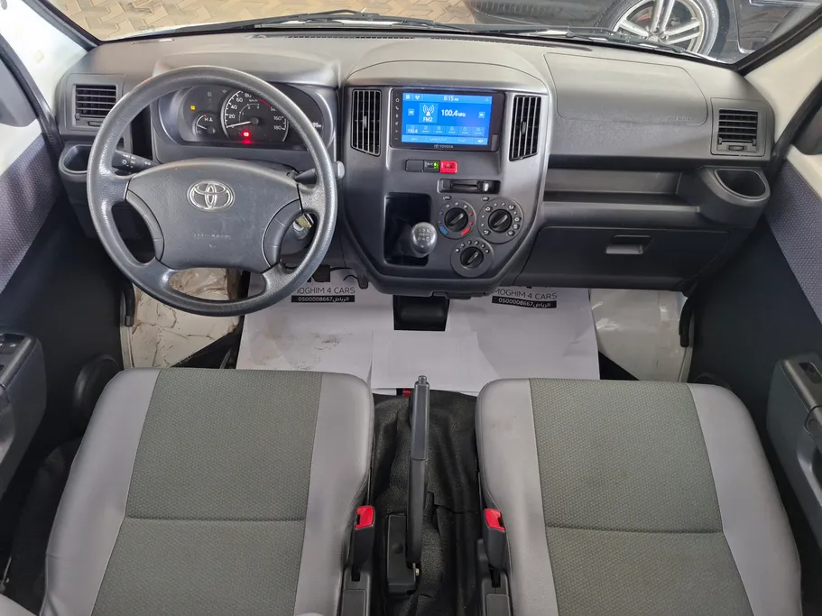 2023 Toyota LiteAce Van 