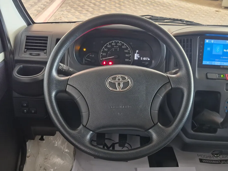 2023 Toyota LiteAce Van 