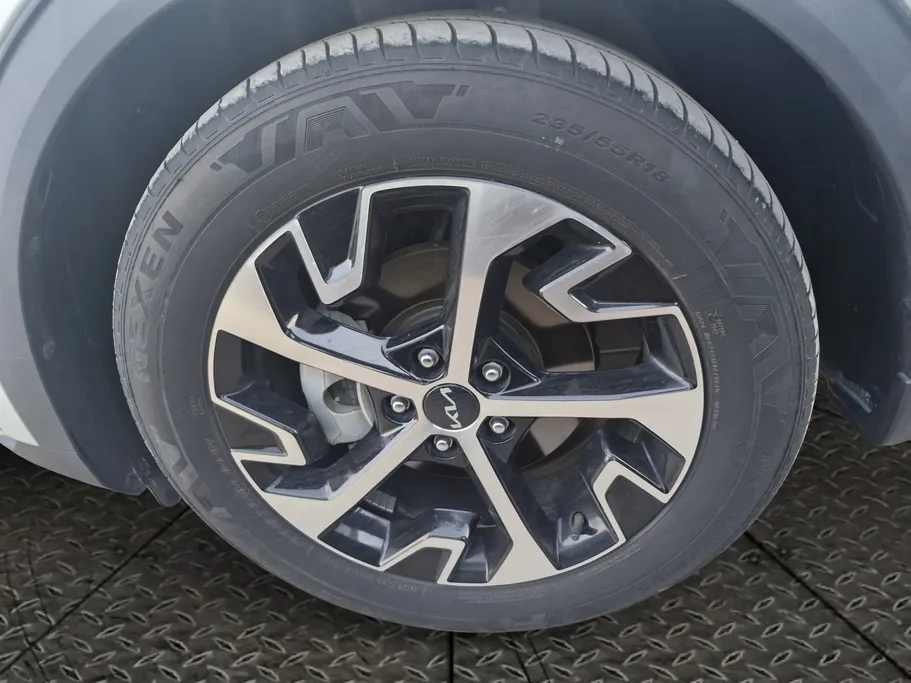 2024 Kia Sportage EX2 