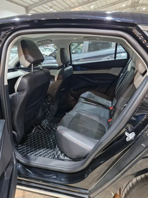 2024 Ford Taurus Titanium 
