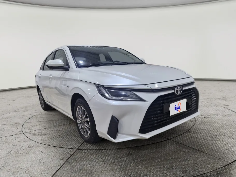 2024 Toyota Yaris  Y 