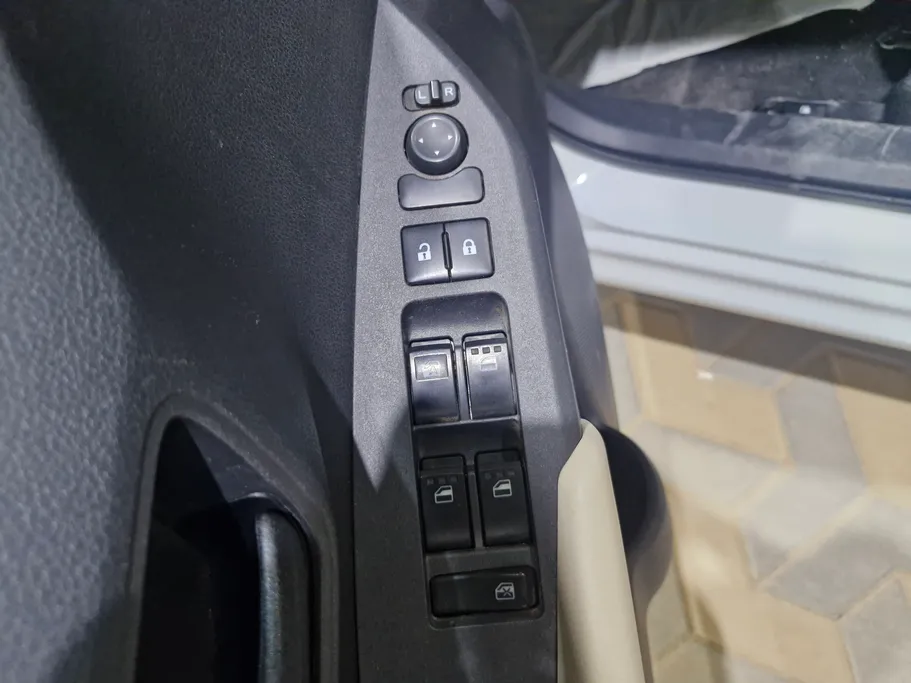 2024 Toyota Yaris  Y 