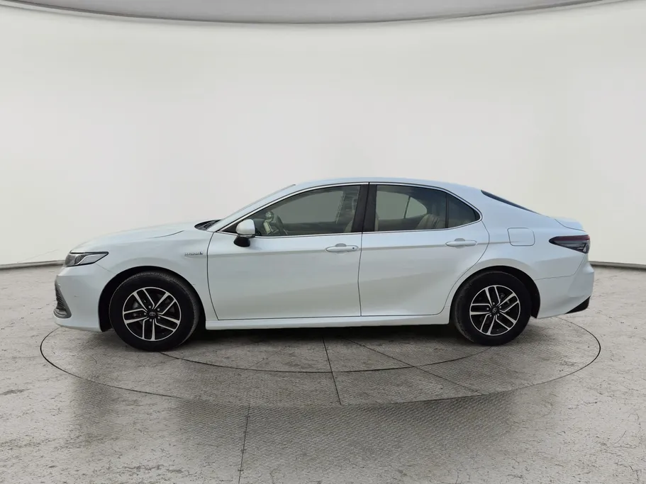2023 Toyota Camry  LE HEV 