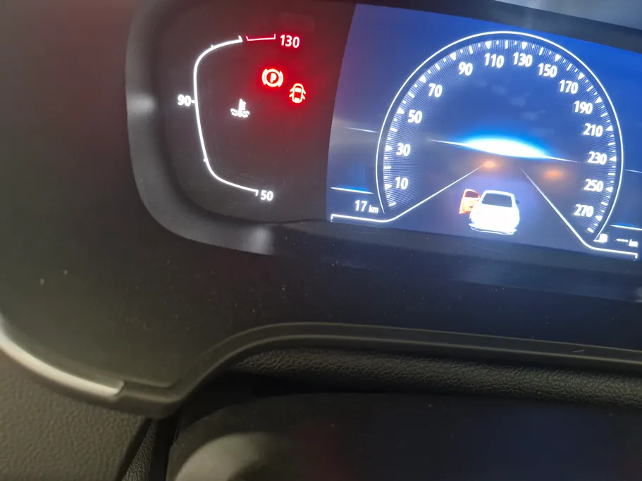 رينو ميجان E 2024 