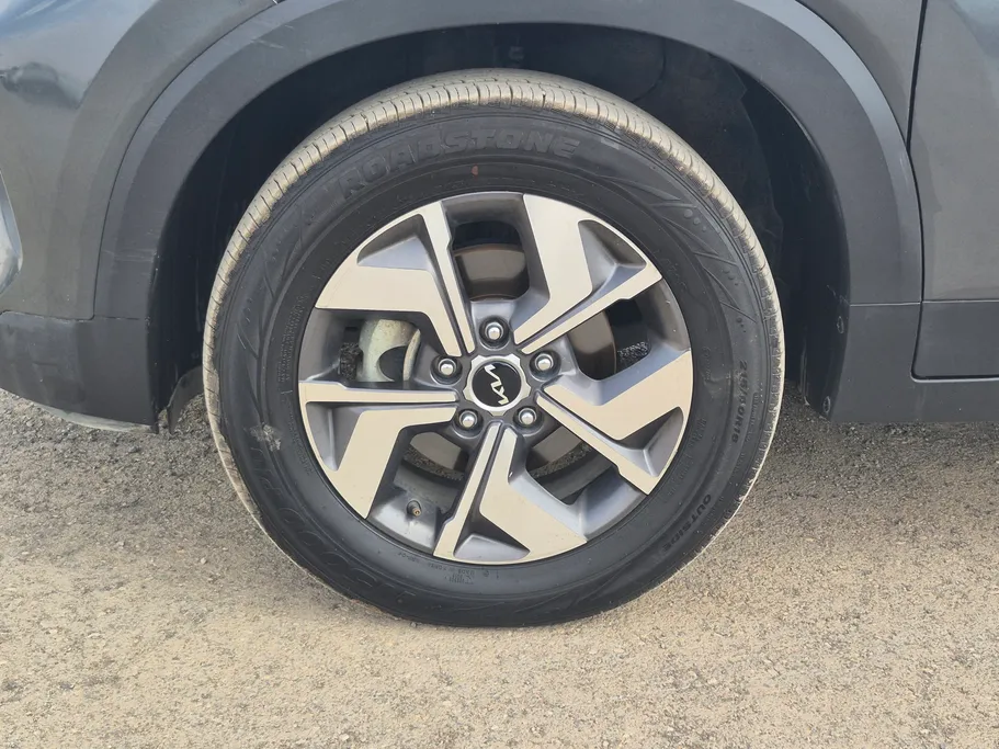2023 Kia SONET GL 