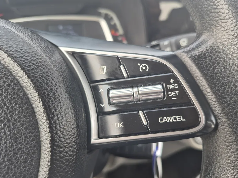 2023 Kia SONET GL 