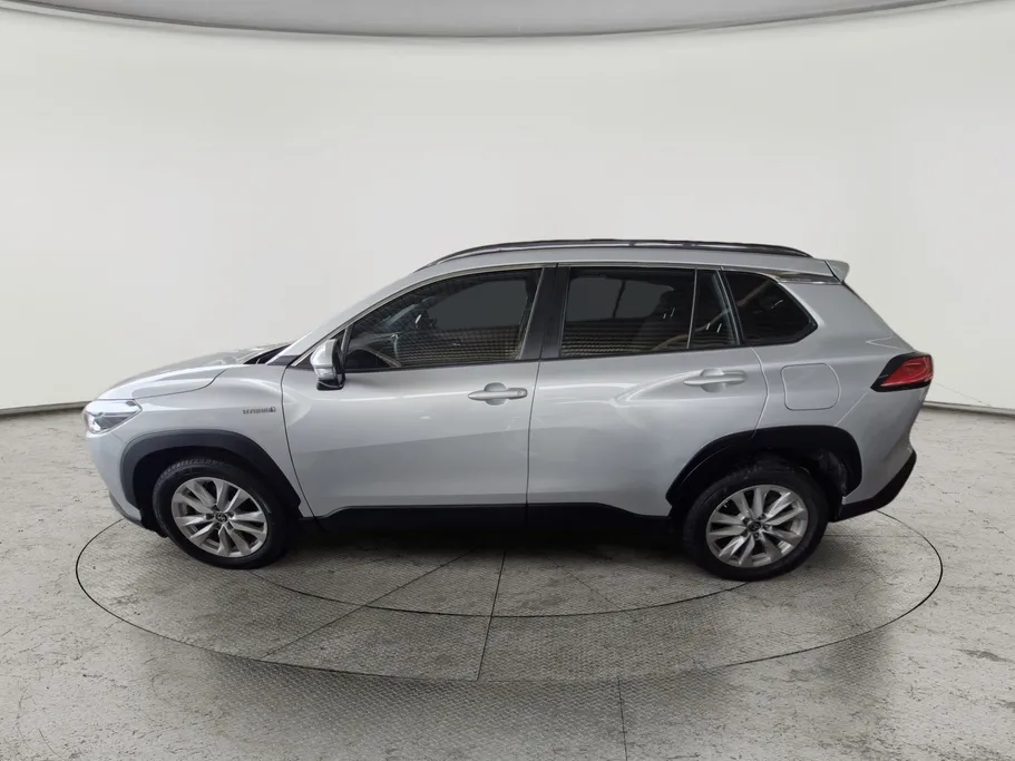 2021 Toyota Corolla Cross XLE HEV 