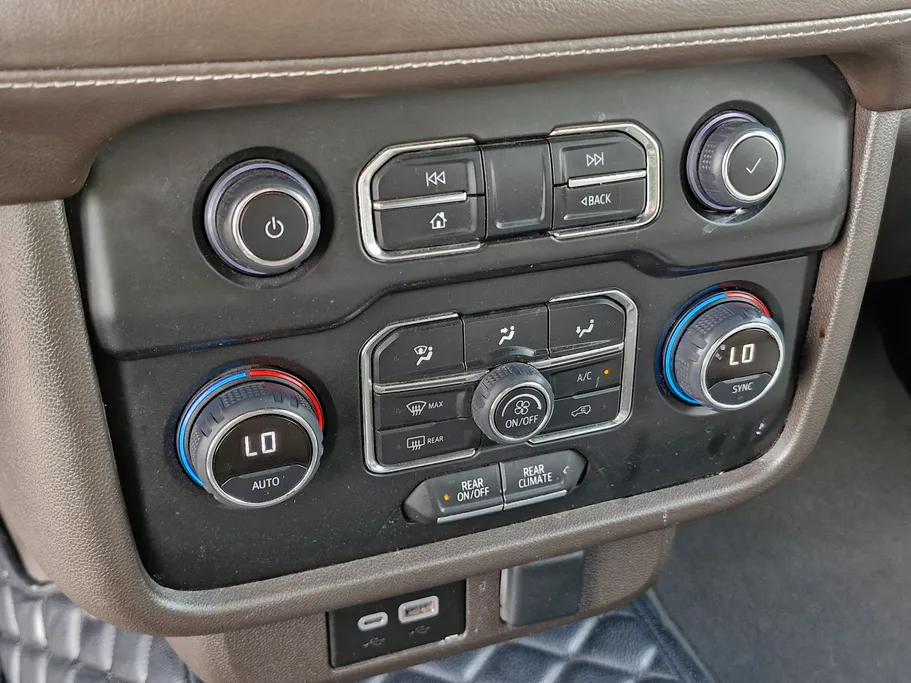 2023 شفروليه Tahoe LS 