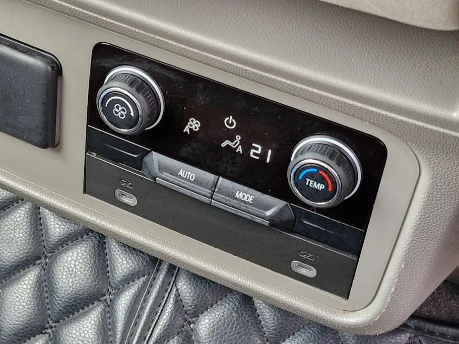 2023 شفروليه Tahoe LS 
