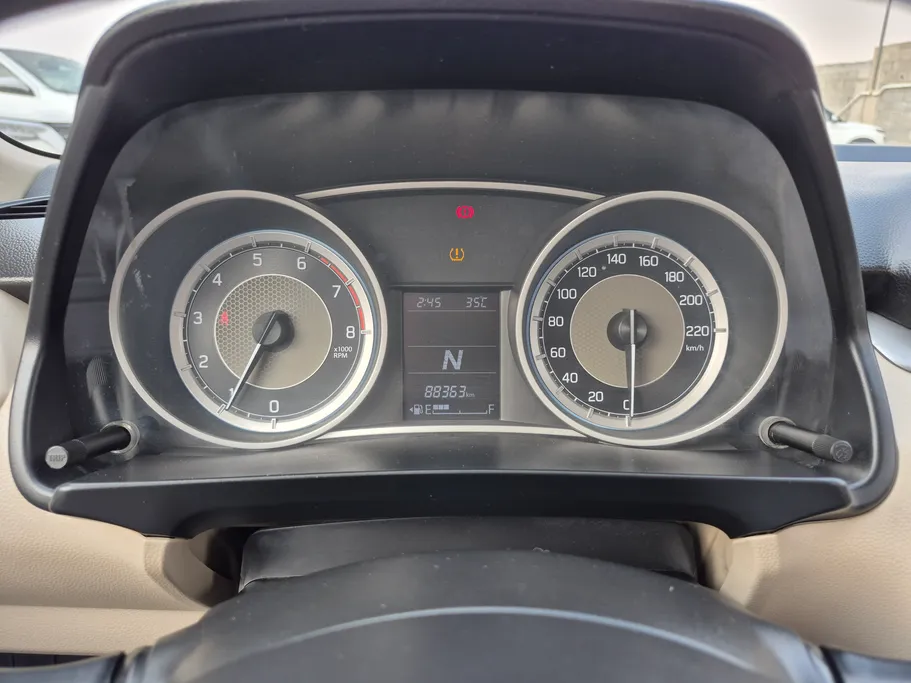 2024 سوزوكي Dzire GL 