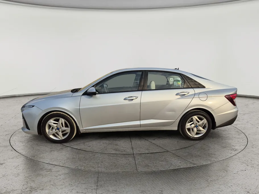 2024 Hyundai Accent Smart 