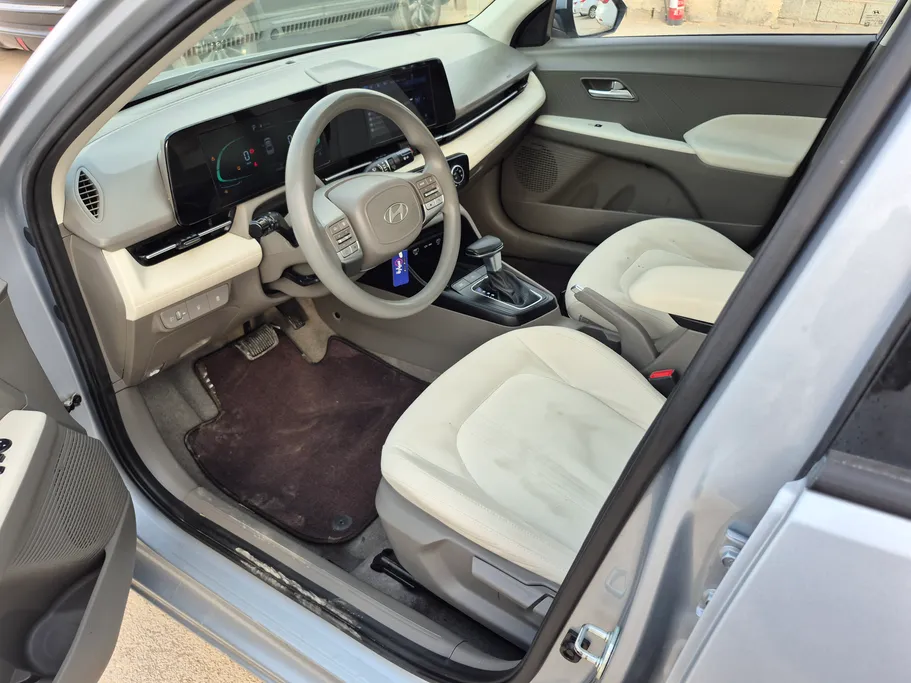 2024 Hyundai Accent Smart 