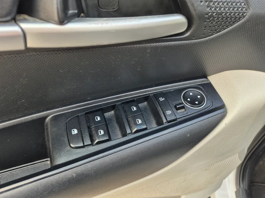 2023 Kia SONET LX 