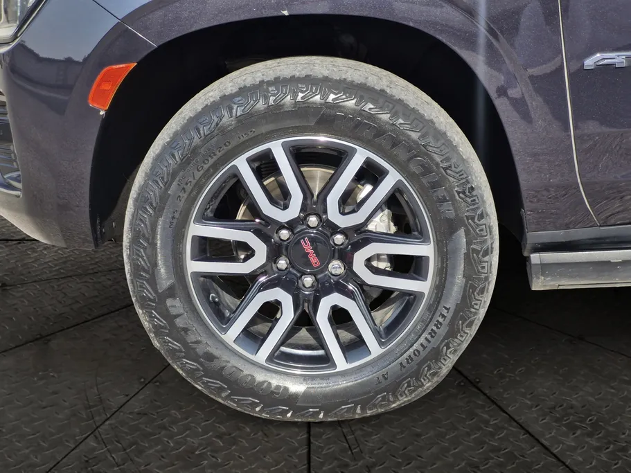 2024 GMC Yukon AT4 
