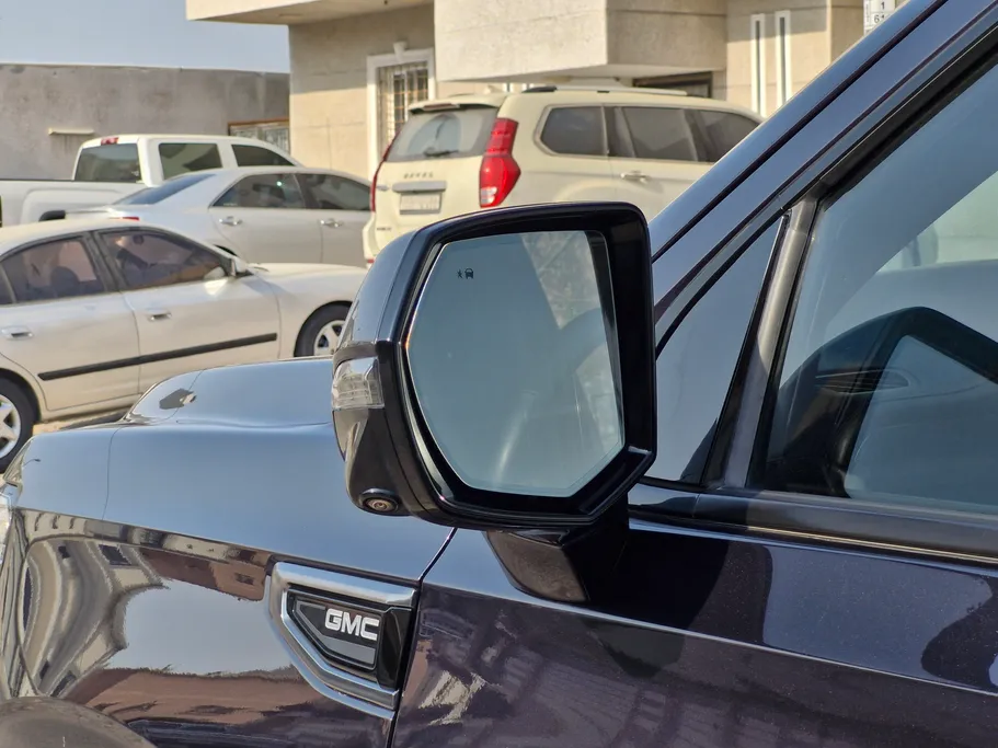 2024 GMC Yukon AT4 