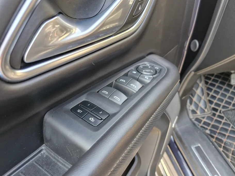 2024 GMC Yukon AT4 