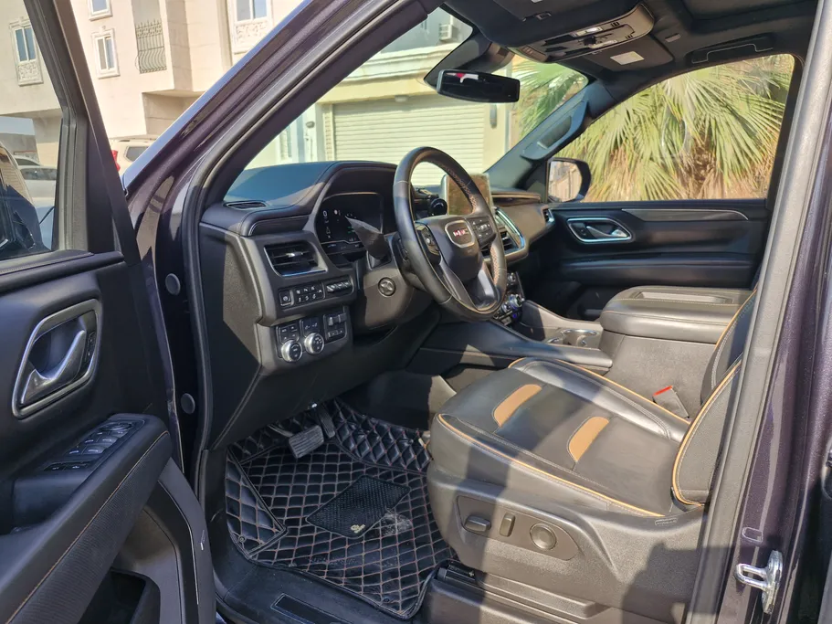2024 GMC Yukon AT4 