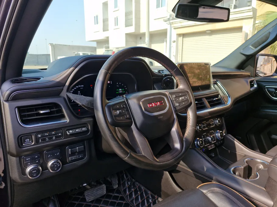 2024 GMC Yukon AT4 