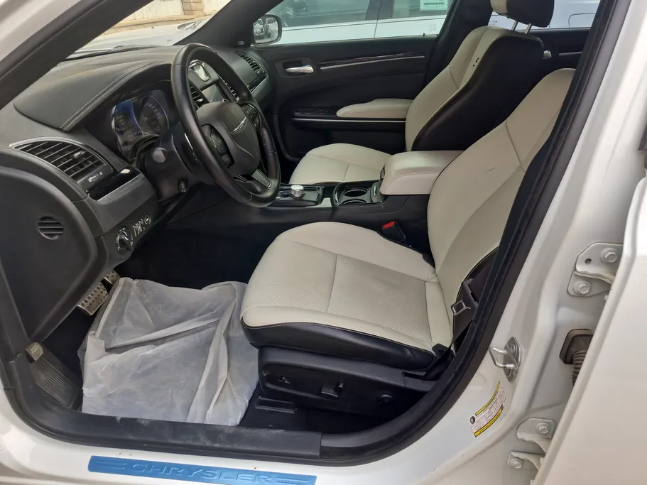 كرايسلر 300 S 2021 