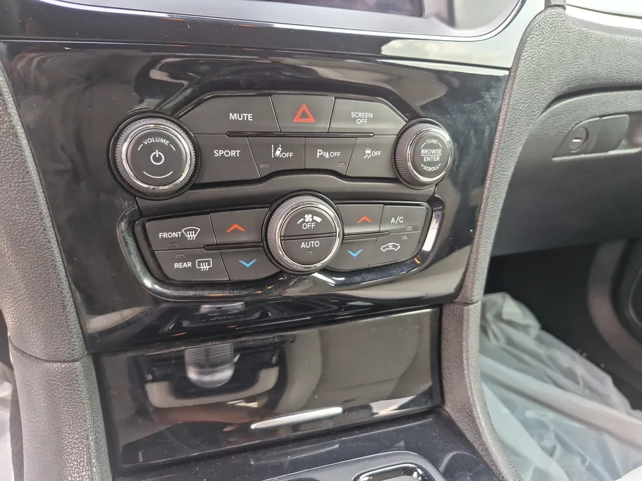 كرايسلر 300 S 2021 