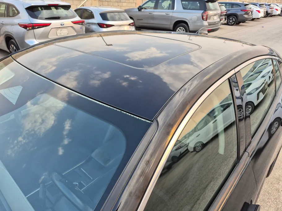 2023 فورد Taurus ترند 