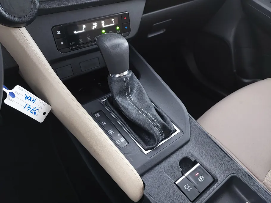 2023 Toyota Yaris  Y Plus 