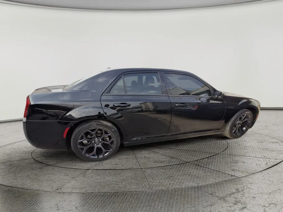 كرايسلر 300 S 2021 