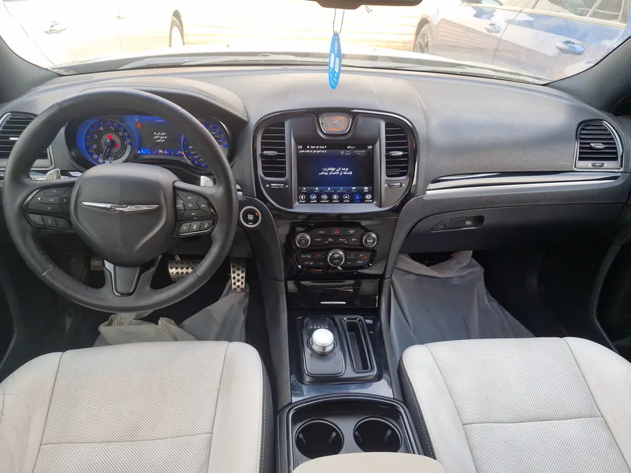 كرايسلر 300 S 2021 