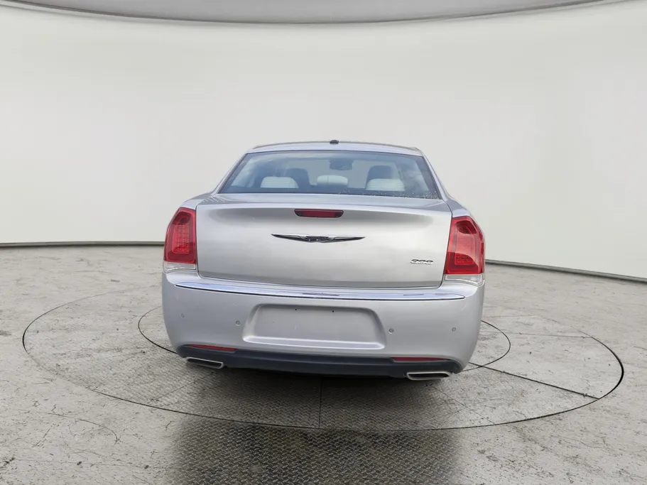 2021 Chrysler 300 S 