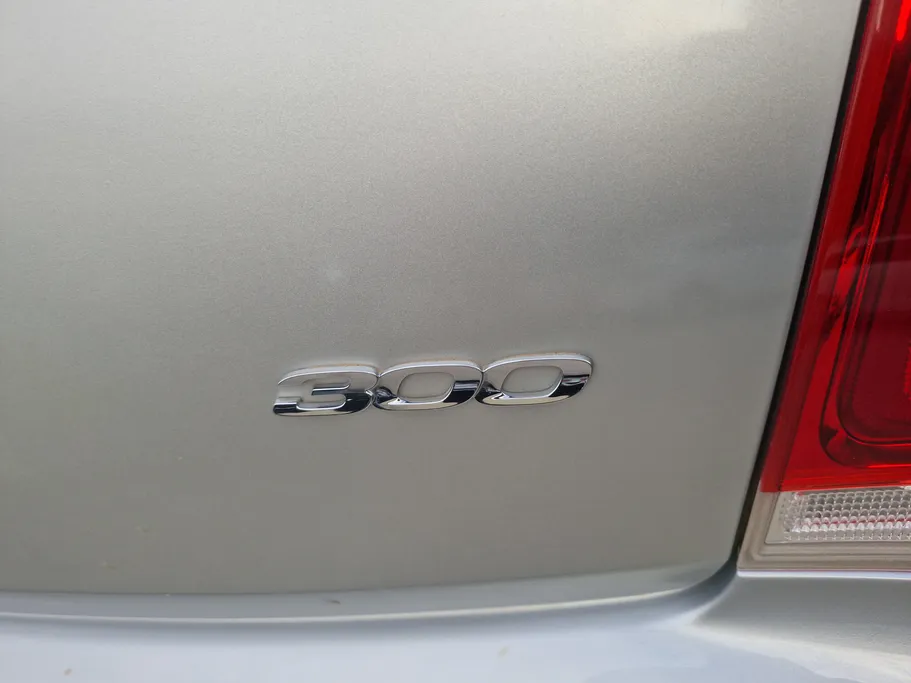 2021 Chrysler 300 S 