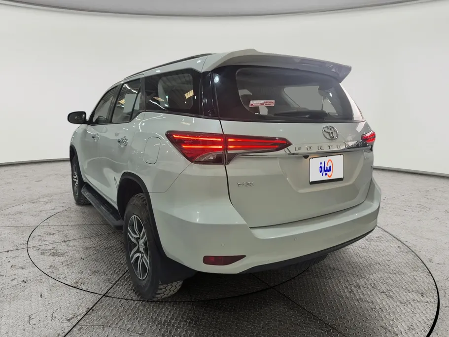 2023 Toyota Fortuner VX 