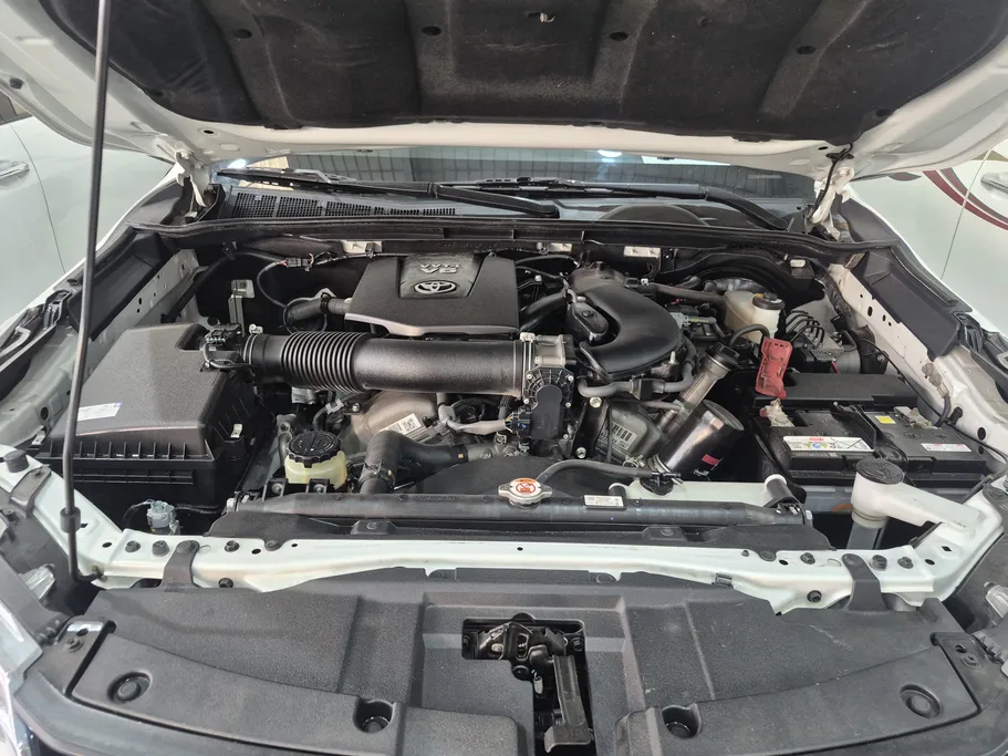 2023 Toyota Fortuner VX 