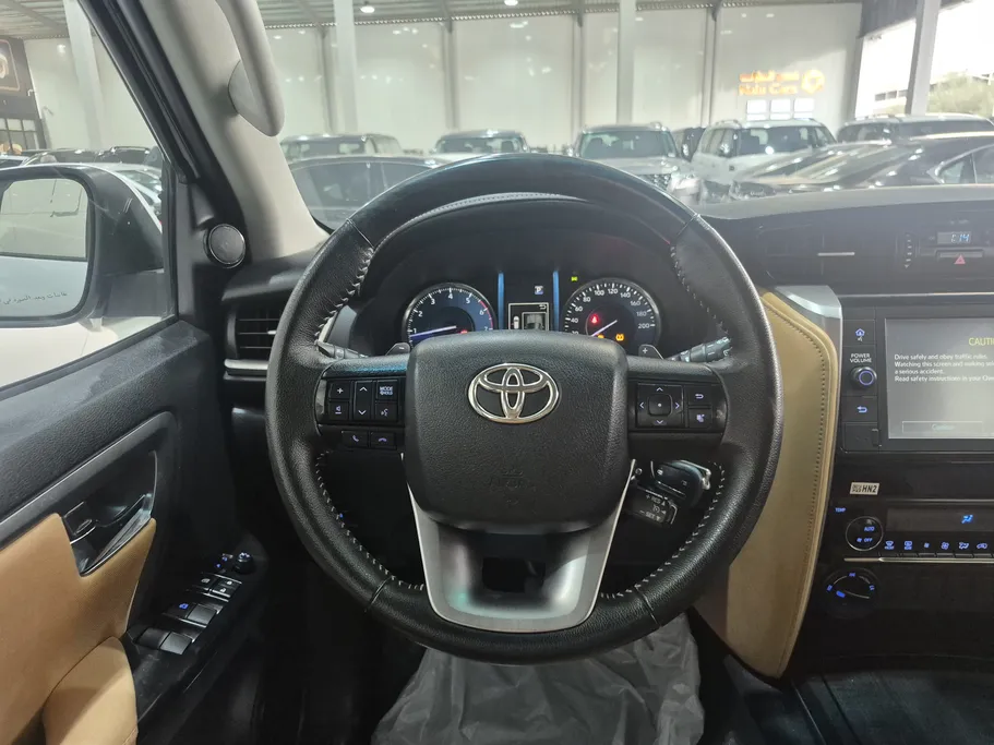 2023 Toyota Fortuner VX 