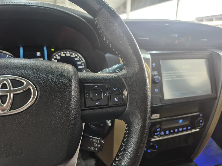 2023 Toyota Fortuner VX 