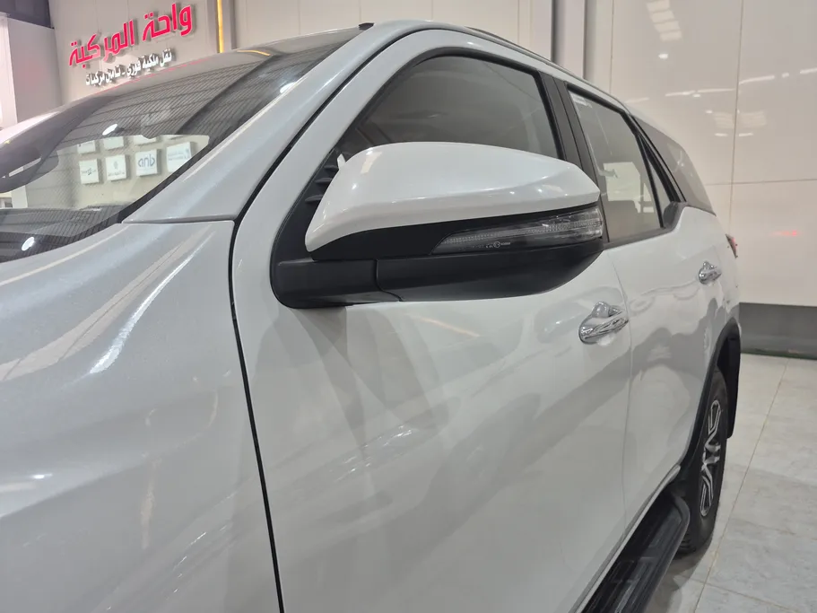 2023 Toyota Fortuner VX 