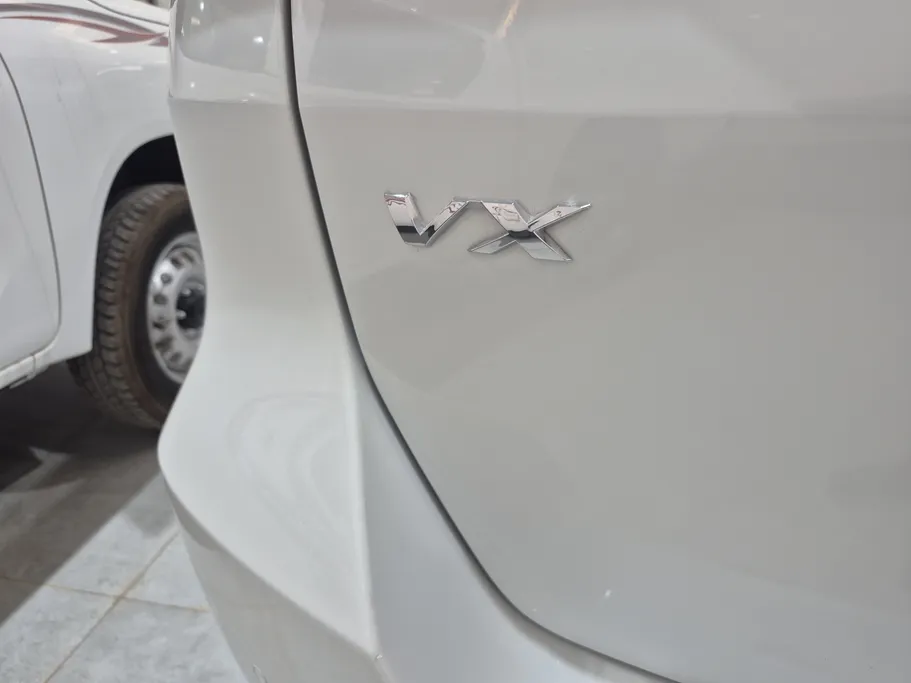 2023 Toyota Fortuner VX 
