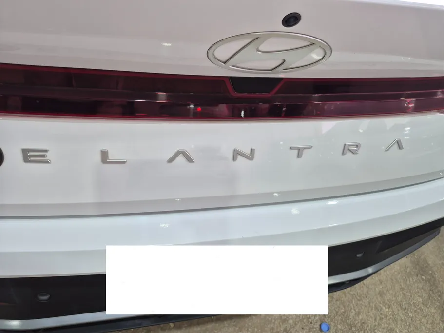 2024 Hyundai Elantra Smart 