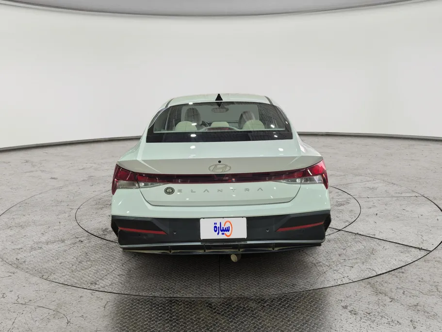 2024 Hyundai Elantra Smart 