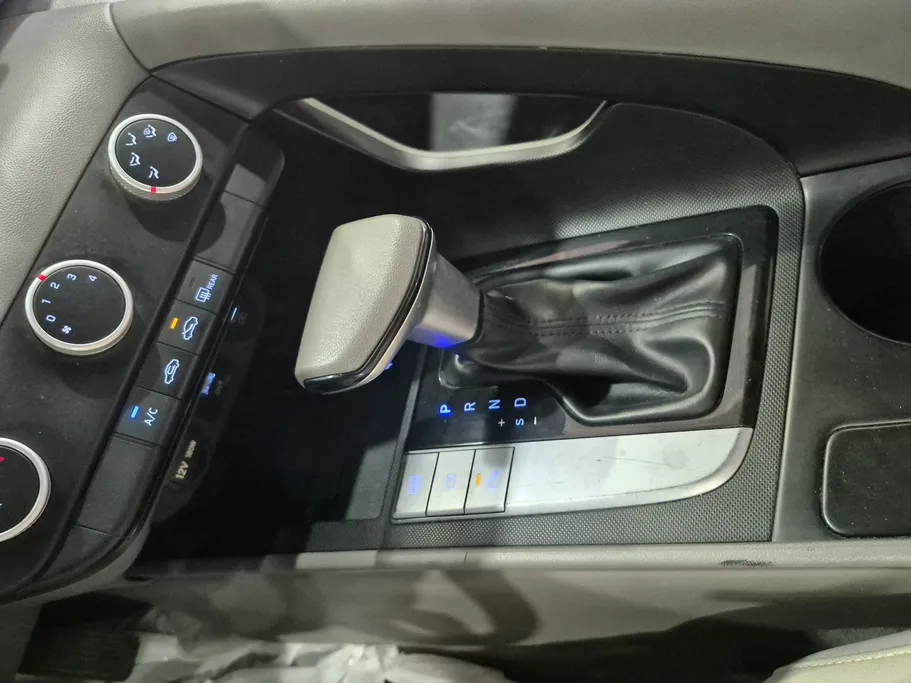 2024 Hyundai Elantra Smart 