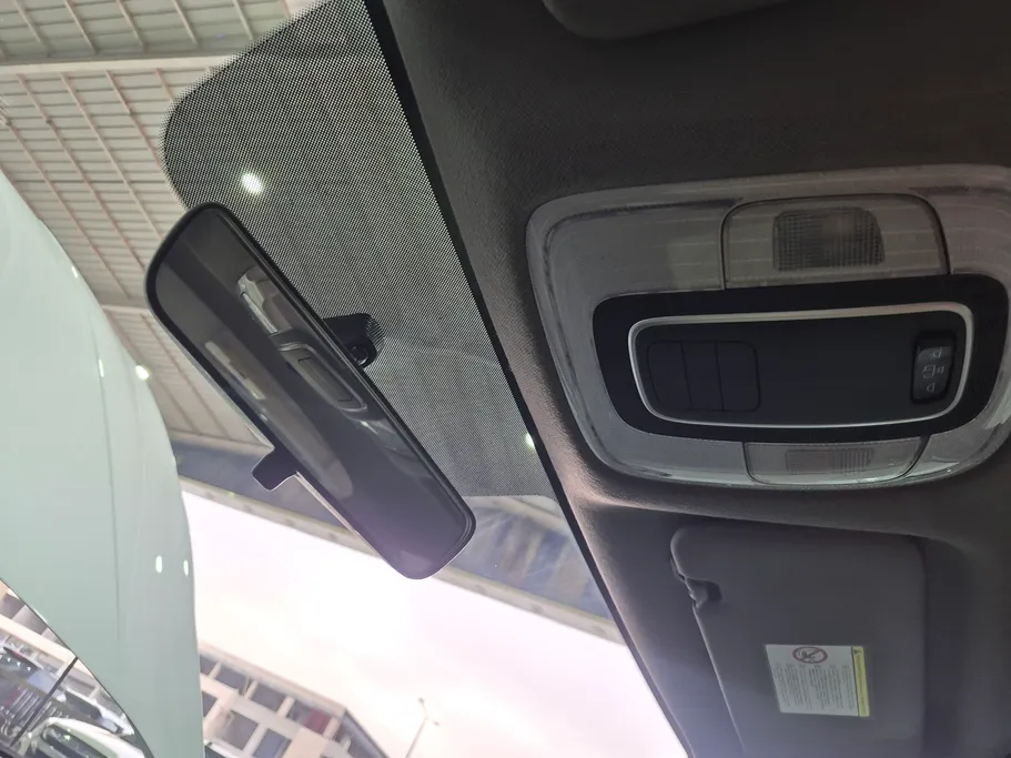 2024 Hyundai Elantra Smart 