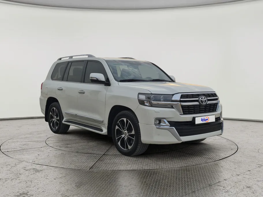 2021 Toyota Land Cruiser Grand Touring 