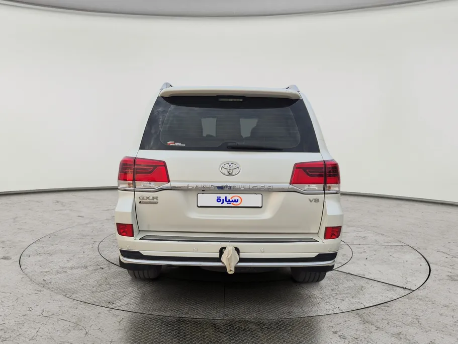 تويوتا لاندكروزر Grand Touring 2021 