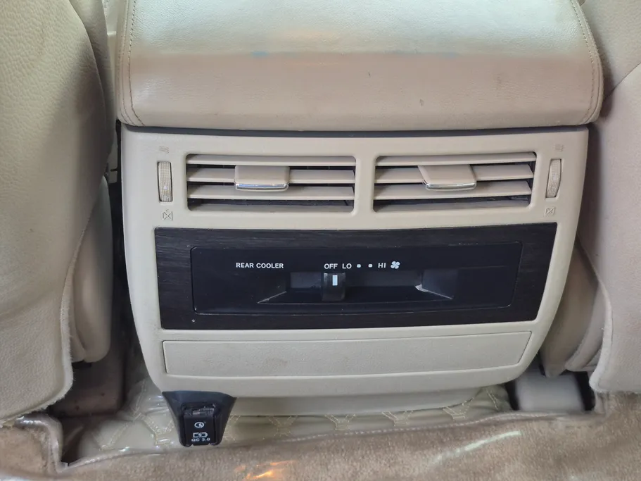 2021 Toyota Land Cruiser Grand Touring 