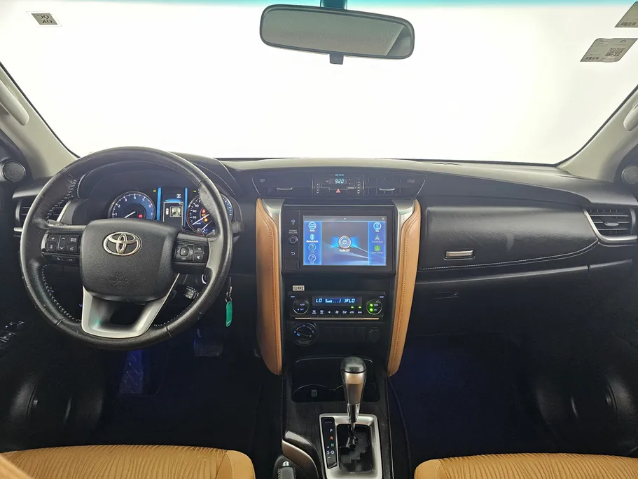 2022 تويوتا Fortuner VX1 