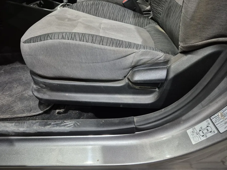 2024 Kia Pegas LX 