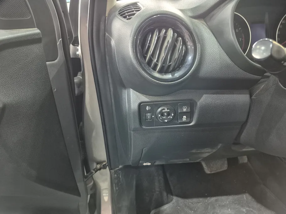 2024 Kia Pegas LX 