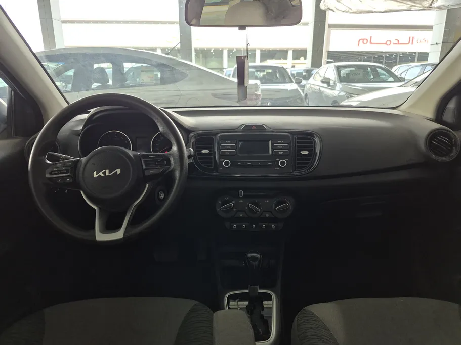 2024 Kia Pegas LX 