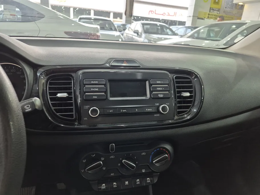 2024 Kia Pegas LX 