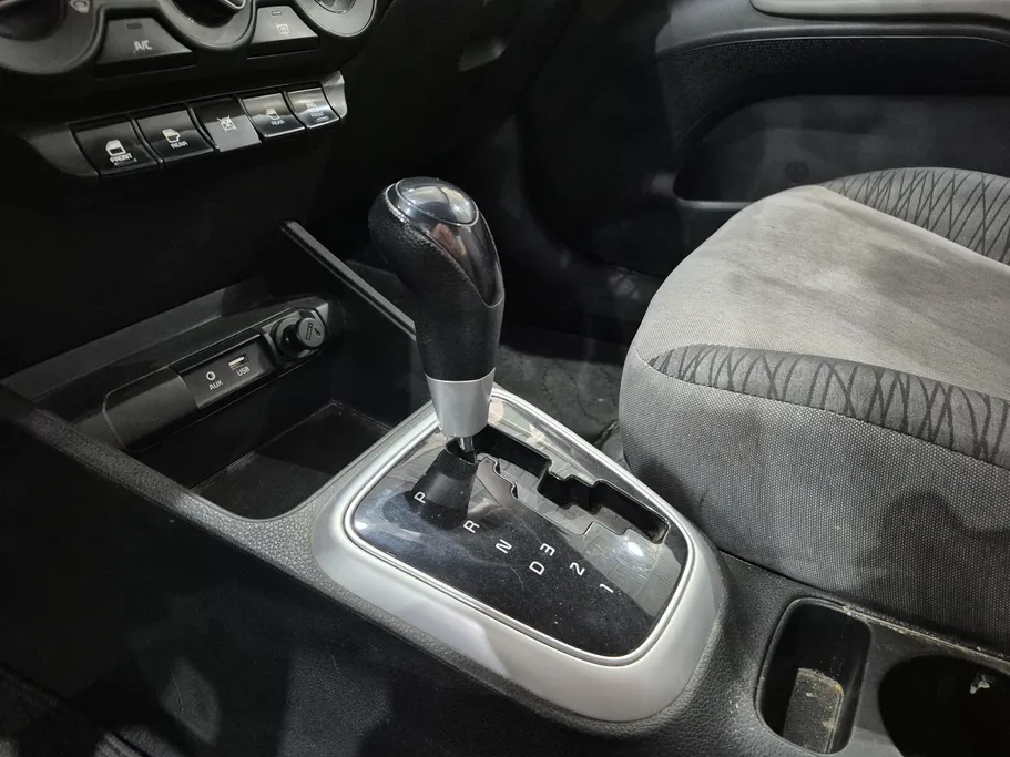 2024 Kia Pegas LX 