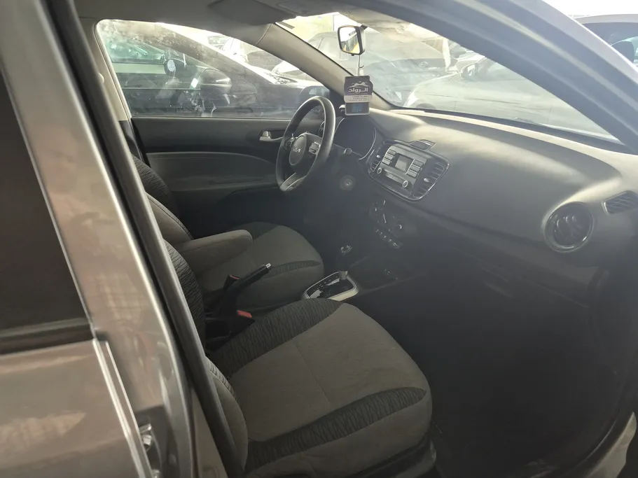 2024 Kia Pegas LX 